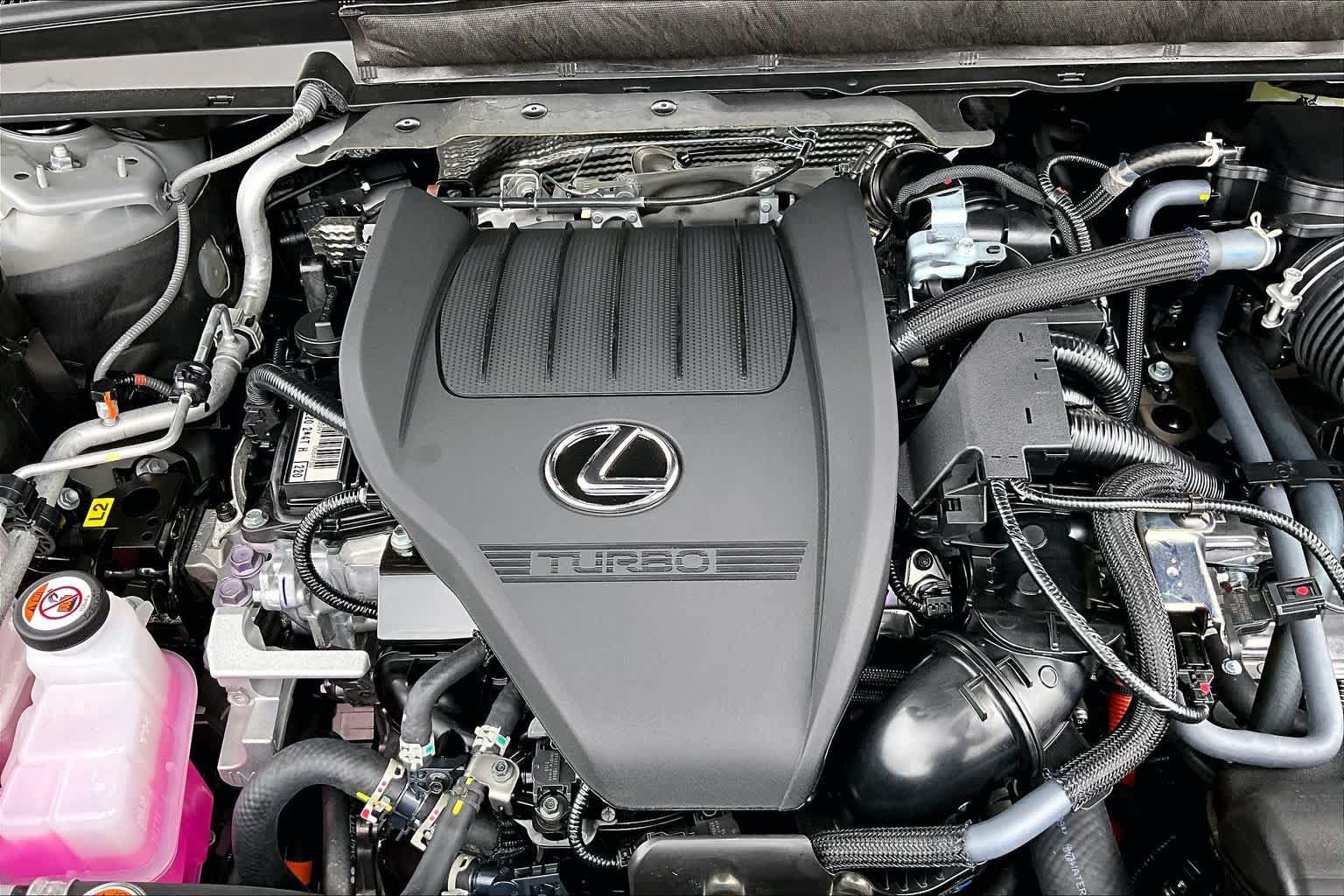 New 2026 Lexus RX 500h F Sport w/ Appearance Package AWD/4WD image 17