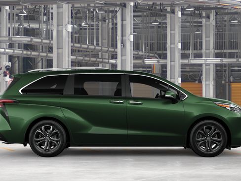New 2026 Toyota Sienna Platinum AWD/4WD image 14