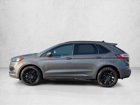 Certified 2023 Ford Edge ST-Line image 9