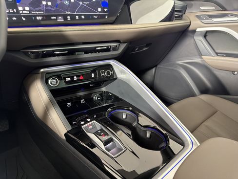 Certified 2025 Audi Q5 Premium w/ Premium Plus AWD/4WD image 27