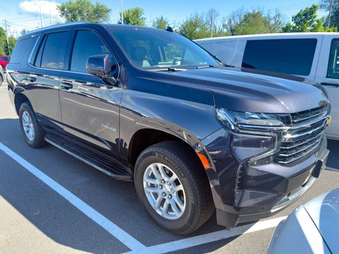 Certified 2024 Chevrolet Tahoe LT w/ Luxury Package AWD/4WD image 1