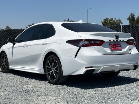 Used 2023 Toyota Camry SE w/ Convenience Package FWD image 7
