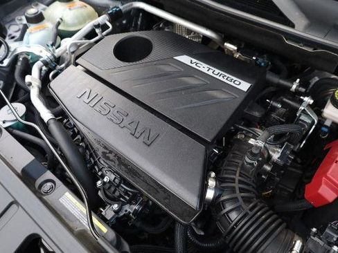 Certified 2025 Nissan Rogue SV FWD image 25