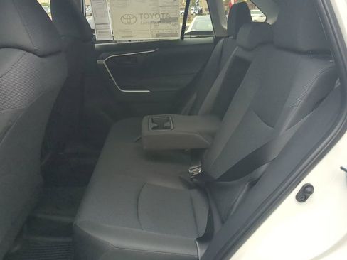 Used 2025 Toyota RAV4 LE image 21
