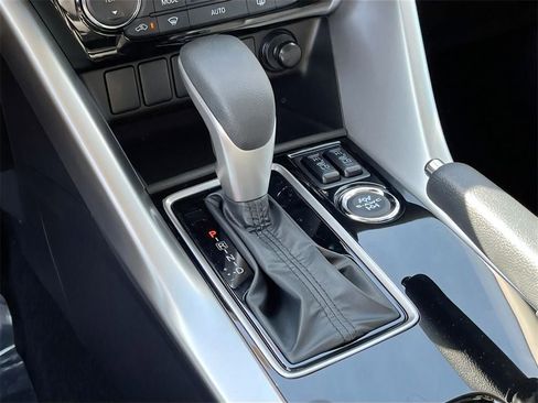 New 2026 Mitsubishi Eclipse Cross LE image 18