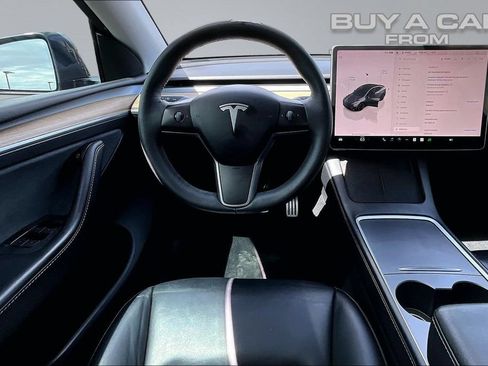 Used 2023 Tesla Model Y Performance AWD/4WD image 5