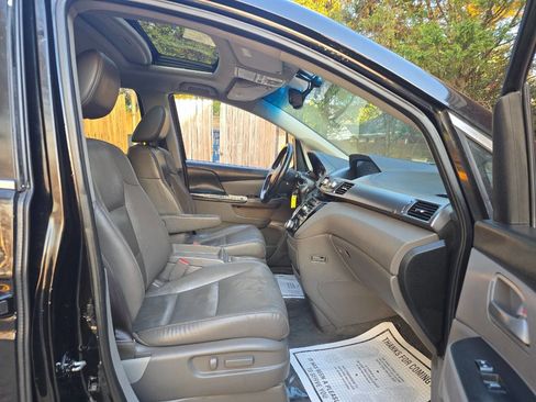 Used 2011 Honda Odyssey EX-L image 9