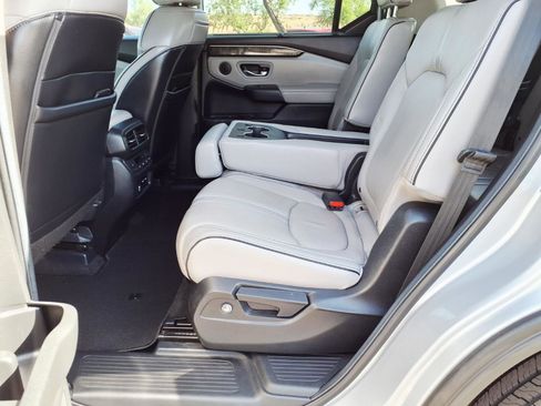 Used 2024 Honda Pilot Elite image 19