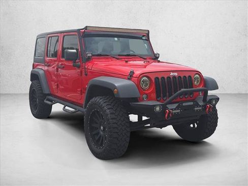 Used 2018 Jeep Wrangler Unlimited Sport S AWD/4WD image 3