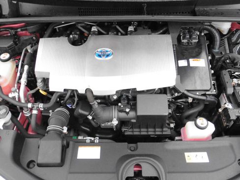 Used 2017 Toyota Prius Two image 21