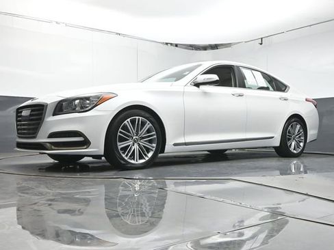 Used 2020 Genesis G80 3.8 image 31