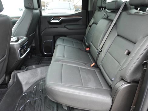 Used 2025 GMC Sierra 1500 Elevation w/ Elevation Premium Package image 26