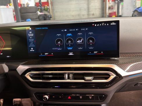 Used 2023 BMW M2 w/ Carbon Package RWD image 19