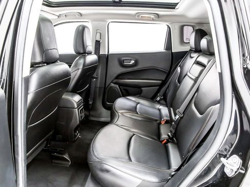 Used 2019 Jeep Compass Limited w/ Safety & Security Group AWD/4WD image 30