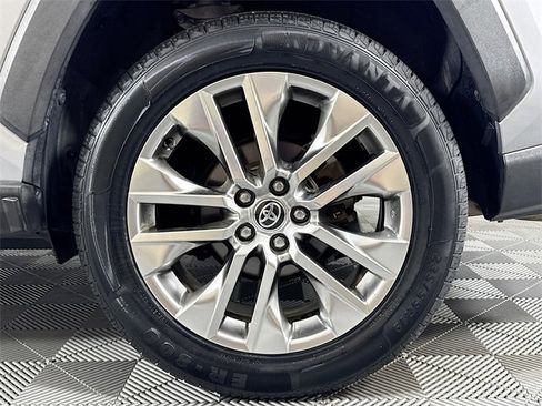Used 2021 Toyota RAV4 Limited image 48