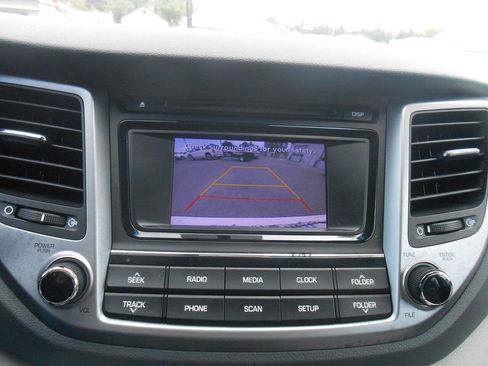 Used 2018 Hyundai Tucson SE AWD/4WD image 13