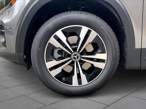 New 2026 Mercedes-Benz GLB 250 4MATIC image 16