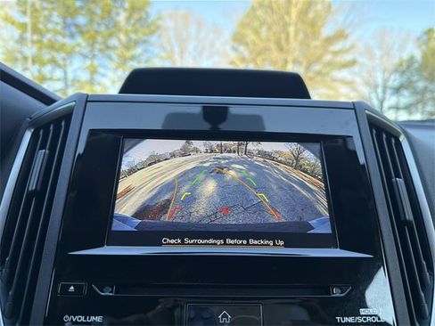 Used 2020 Subaru Crosstrek 2.0i Premium image 17