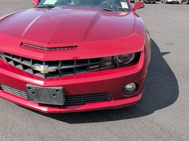 Used 2010 Chevrolet Camaro SS w/ RS Package RWD image 9