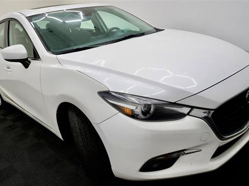 Used 2017 MAZDA MAZDA3 Grand Touring w/ Premium Equipment Package FWD image 10
