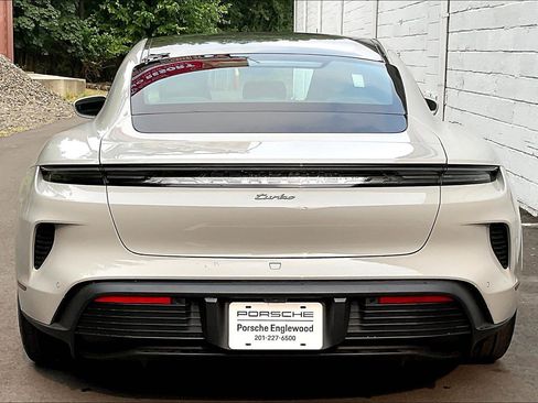 New 2025 Porsche Taycan Turbo image 6