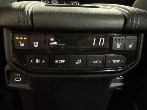 Used 2026 Toyota Grand Highlander AWD image 31
