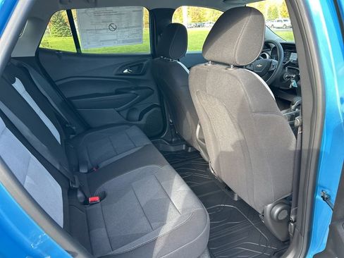 New 2026 Chevrolet Trax LS w/ LS Convenience Package image 25