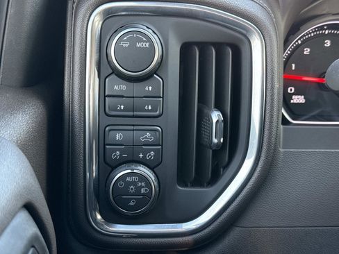 Used 2022 Chevrolet Silverado 2500 LTZ image 11