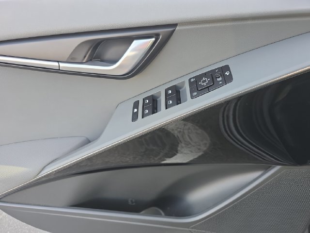Used 2023 Kia Niro EX Touring FWD image 14