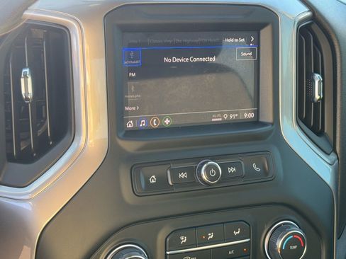 Used 2024 Chevrolet Silverado 2500 Custom w/ Custom Value Package image 24