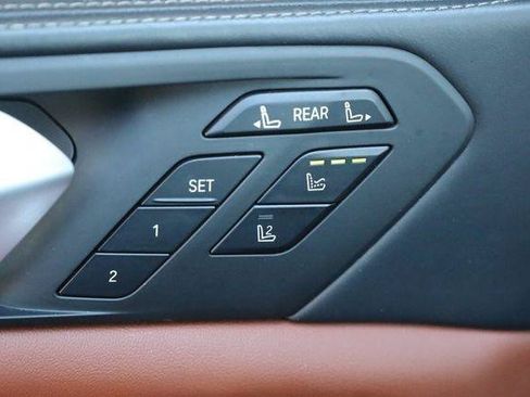 Used 2021 BMW ALPINA XB7 AWD/4WD image 37