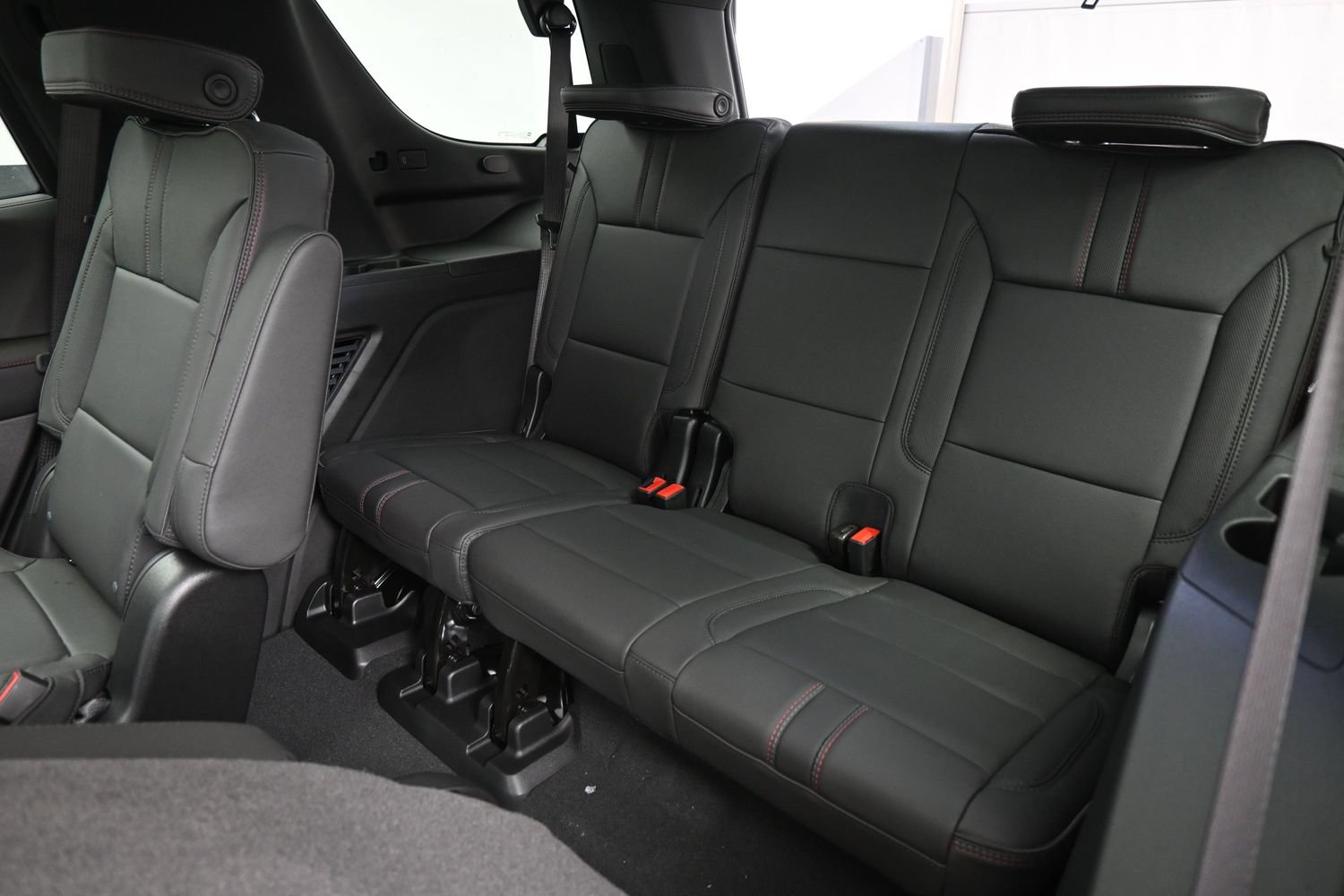 New 2026 Chevrolet Tahoe RST w/ RST Capability Package AWD/4WD image 16