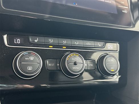 Used 2019 Volkswagen Arteon SE image 23