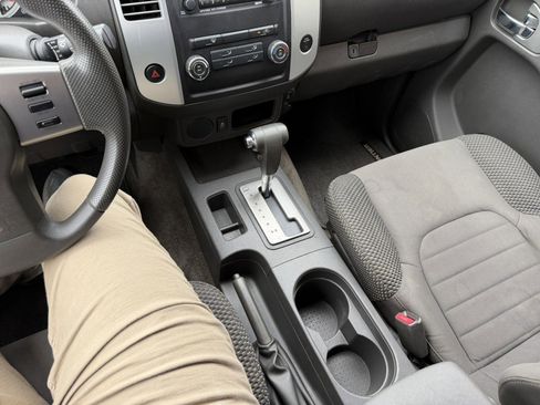 Used 2012 Nissan Frontier SV w/ Sport Appearance Pkg image 30