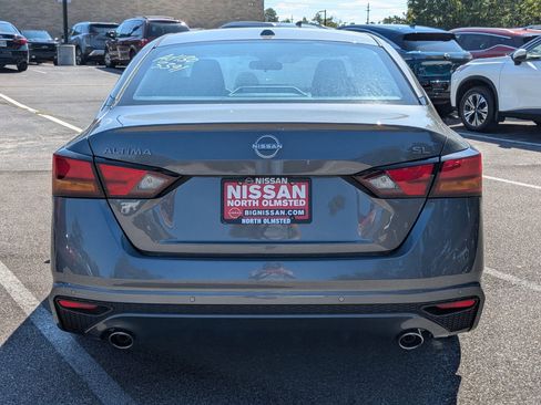 New 2025 Nissan Altima 2.5 SL image 7