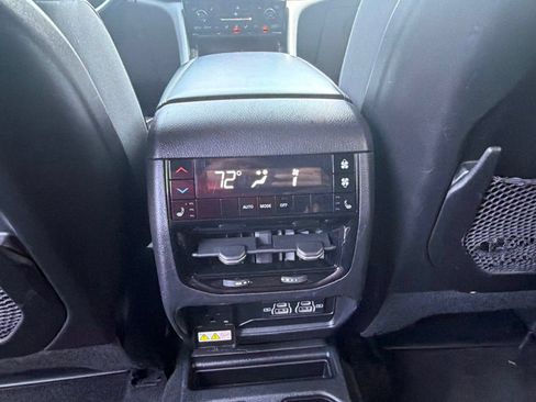 Used 2021 Jeep Grand Cherokee L Limited AWD/4WD image 20