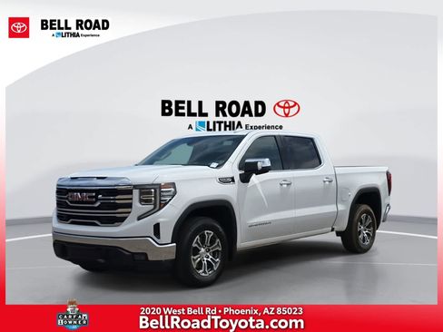 Used 2025 GMC Sierra 1500 SLT image 1