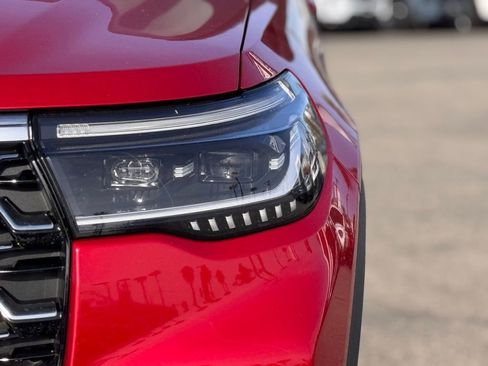 New 2026 Ford Explorer Platinum w/ LUX Leather Package image 8