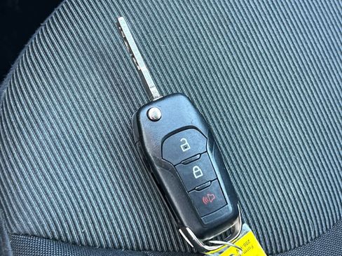 Used 2024 Ford Maverick XL image 22