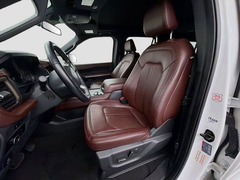 Used 2024 Ford Expedition Max Limited AWD/4WD image 24