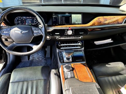 Used 2017 Genesis G90 5.0 Ultimate image 8