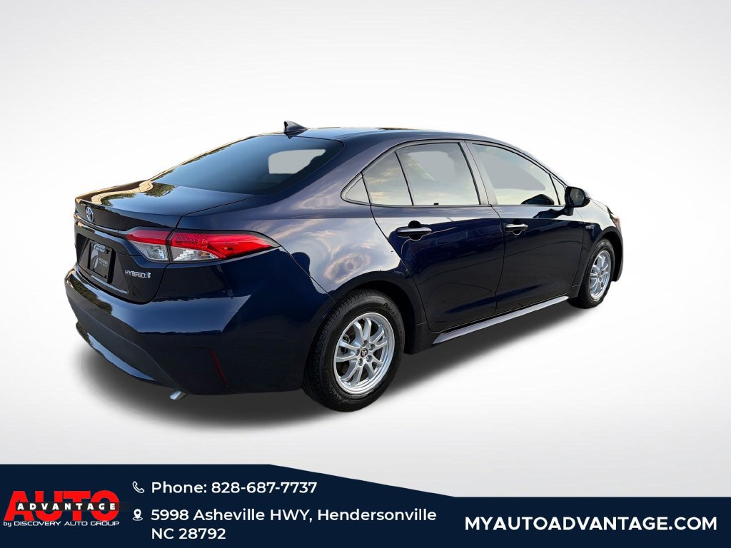 Used 2020 Toyota Corolla LE FWD image 3