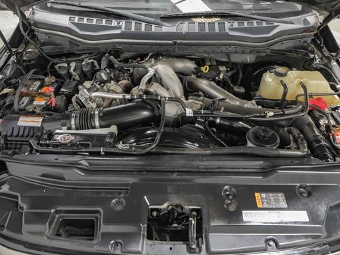 Used 2020 Ford F250 Lariat w/ Lariat Value Package AWD/4WD image 56