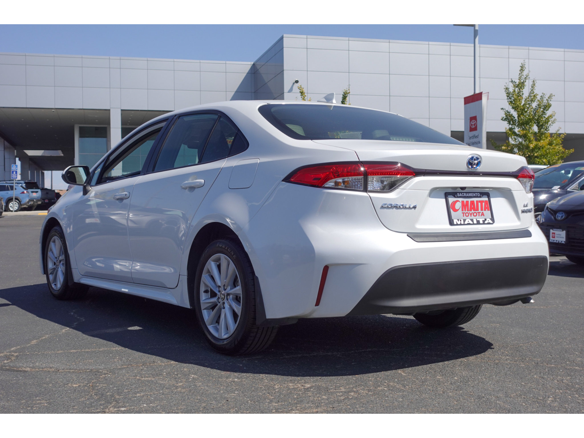 Certified 2024 Toyota Corolla LE w/ LE Convenience Package FWD image 5