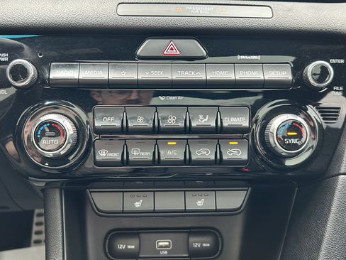 Used 2022 Kia Sportage Nightfall Edition w/ Nighfall AWD Premium Package image 29