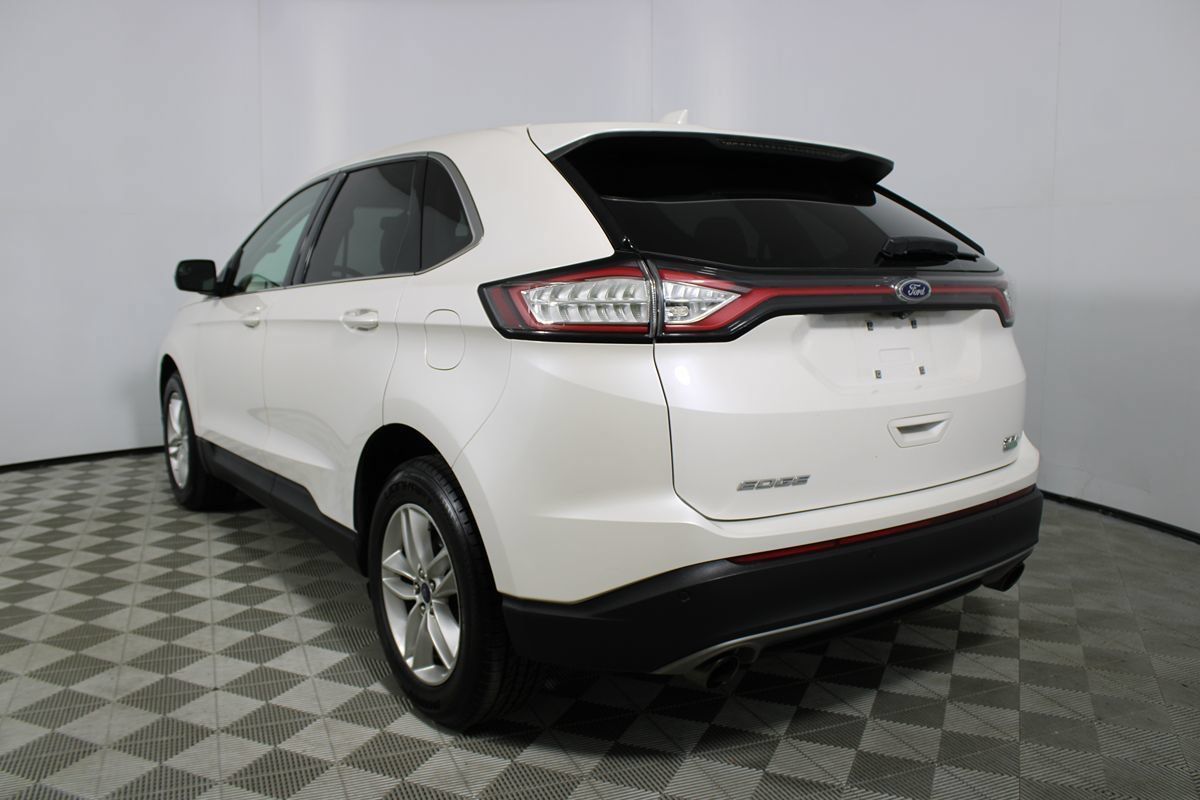 Used 2016 Ford Edge SEL w/ Equipment Group 201A FWD image 4