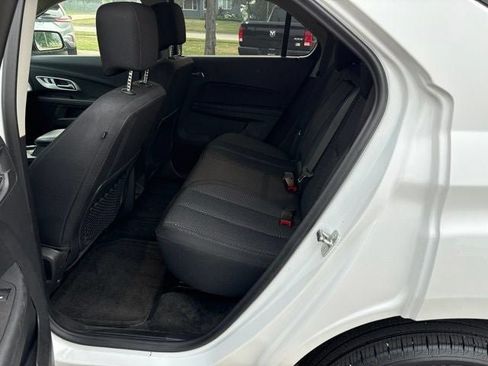 Used 2017 Chevrolet Equinox LT w/ Convenience Package AWD/4WD image 17