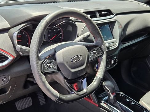 Certified 2023 Chevrolet TrailBlazer RS AWD/4WD image 18