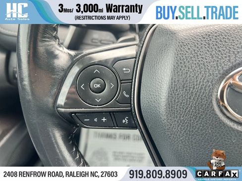 Used 2021 Toyota Camry SE image 25