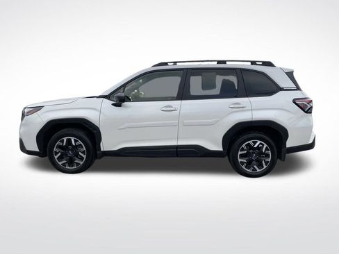 Certified 2025 Subaru Forester Premium image 13